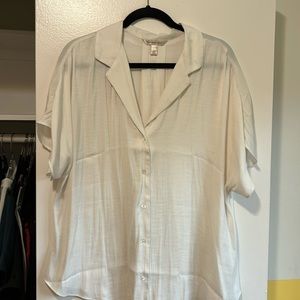 Banana republic, white silk collared. Size Large.